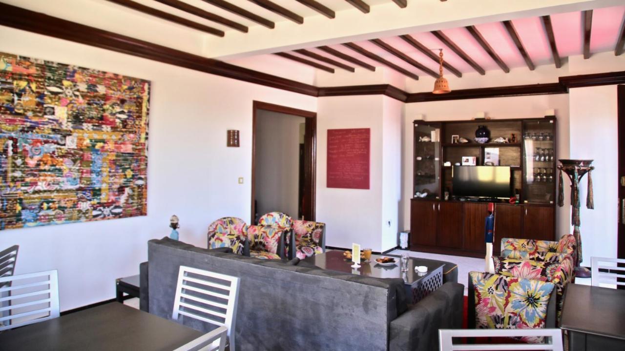 La Maison Jaune Dakhla Maison D'Hotes Exterior photo